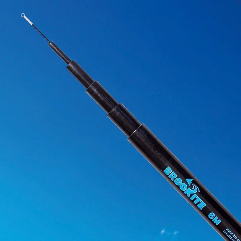 8-Metre Extendable Flagpole – Standalone Design 1