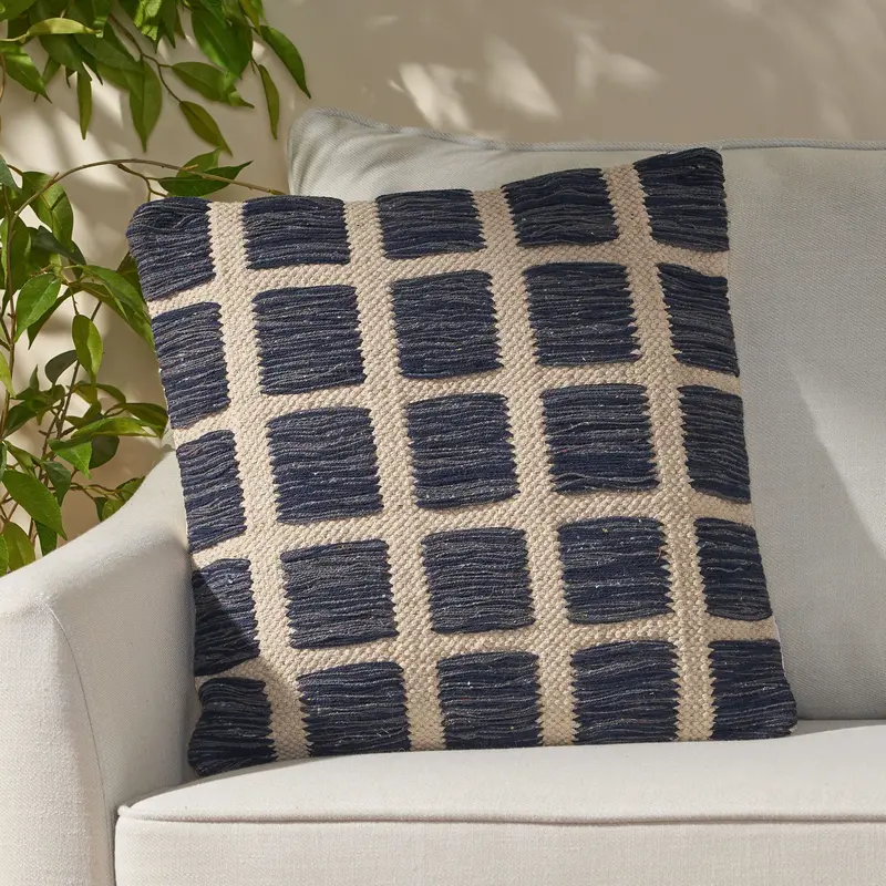 Artisan-Crafted Boho Pillow – Nh356213 1