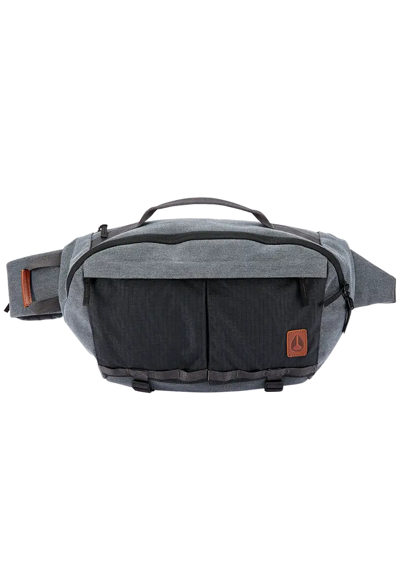 Hatch Crossbody Bag In Sleek Black 1