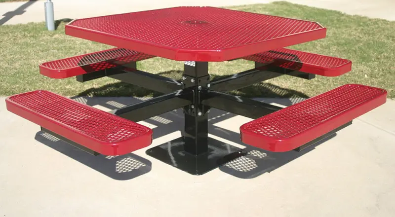 Octagon-Shaped Picnic Table With Central Support And Diamond-Perforated Steel Surface 1