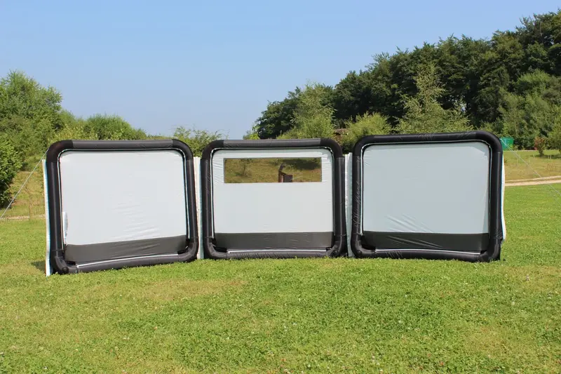Outdoor Revolution Oxygen Pro Inflatable Windbreak – Quick-Setup Shelter 1