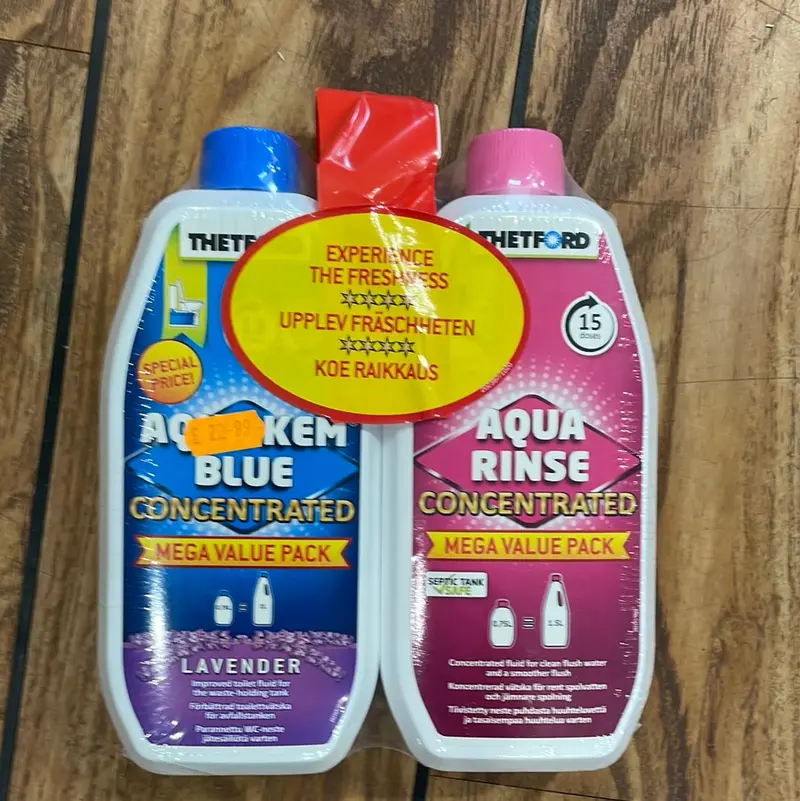 Thetford Twin-Pack Concentrated Toilet Fluid 1